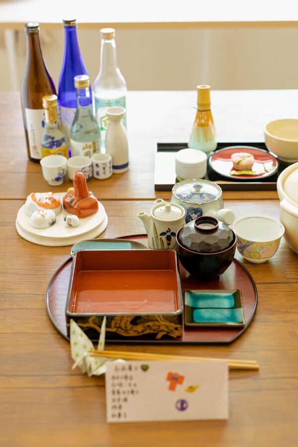 Tokyo: Temari Sushi & Matcha Cooking Class with Food Tour - Why This Experience Works