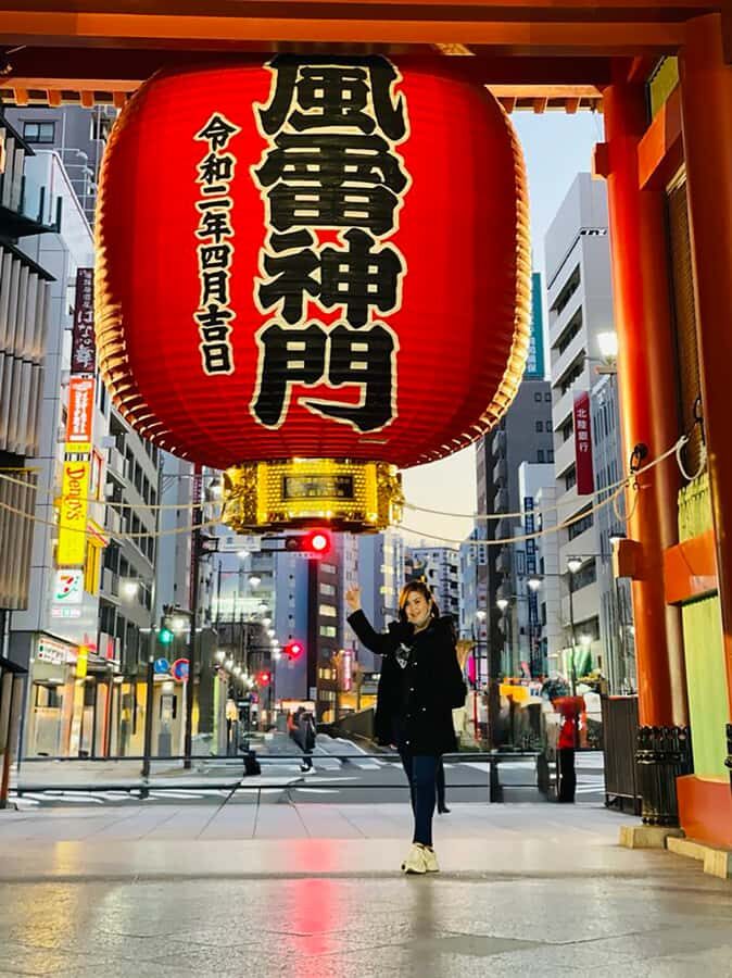 Tokyo: Walking City Highlights Tour with Spanish Guide - Practical Details and What to Expect