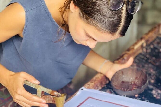 Traditional Batik Factory Tour and Experience Workshop in Galle - Who Should Book This Experience?