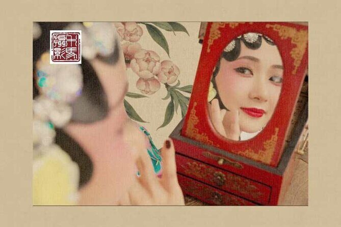 Traditional Chinese Dress Set - The Experience from a Traveler’s Perspective