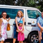 Transfer between Colombo (CMB) Airport and Uga Residence, Colombo - What Travelers Can Expect at the Meeting Point