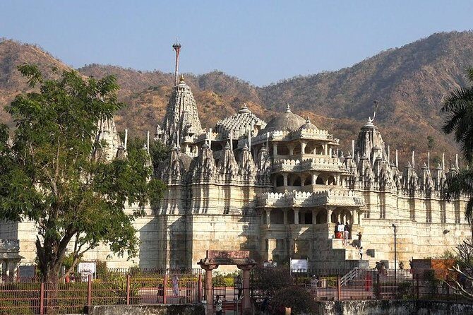 Travel From Udaipur to Jodhpur Via Kumbhalgarh and Ranakpur - Transportation & Logistics