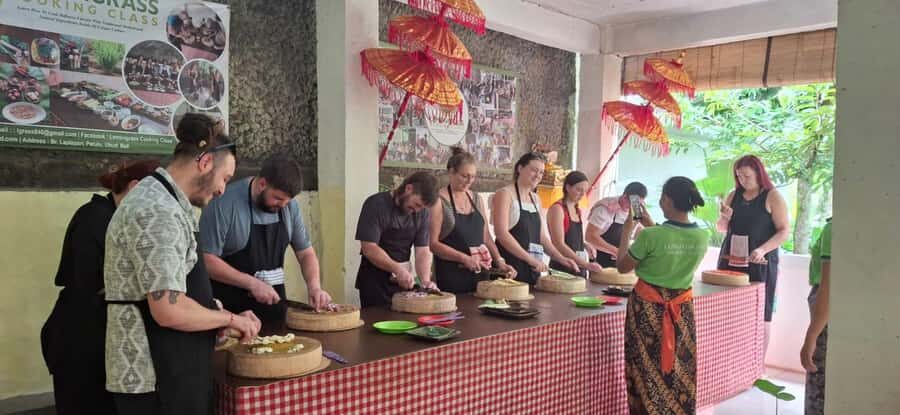 Ubud: Balinese Cooking Class, Rice Field & Market Tour - Transportation, Duration, and Practical Details