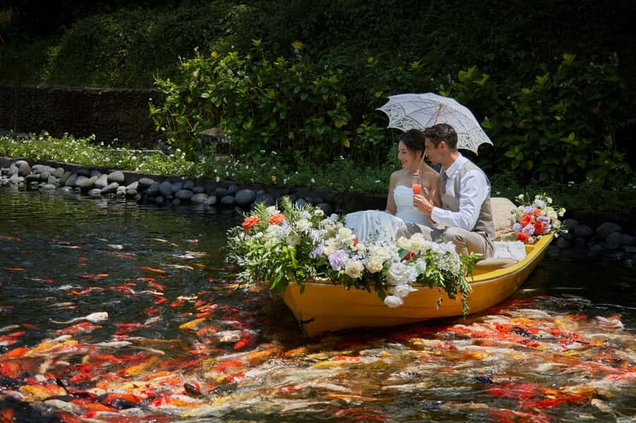 Ubud: Private Romantic Photo Cruise with Food and Drinks - The Itinerary in Detail