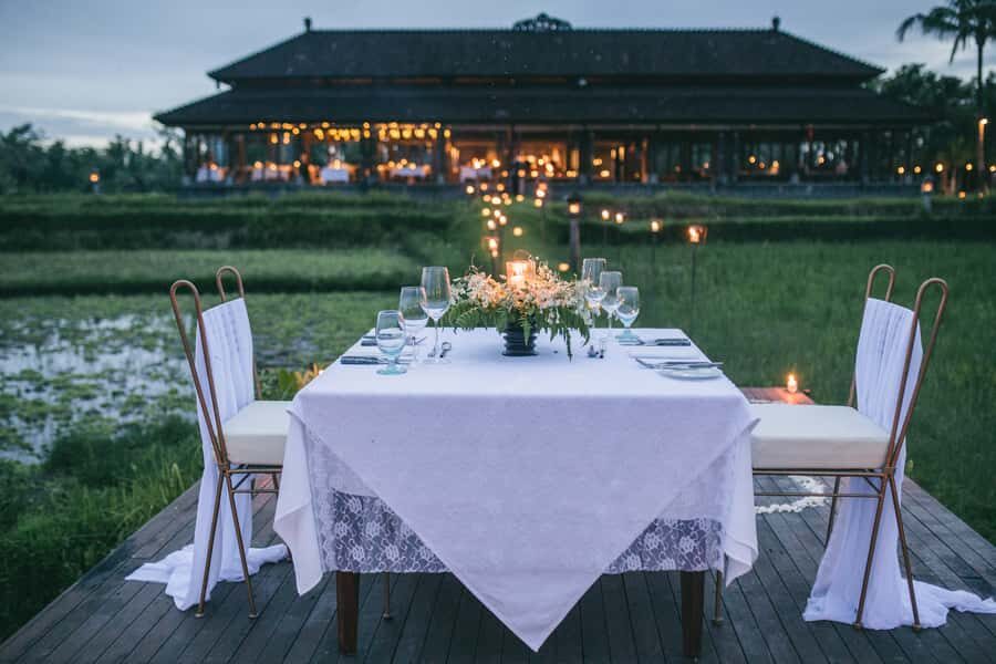 Ubud: Romantic Dinner among the Rice Fields - Authenticity & Unique Touches