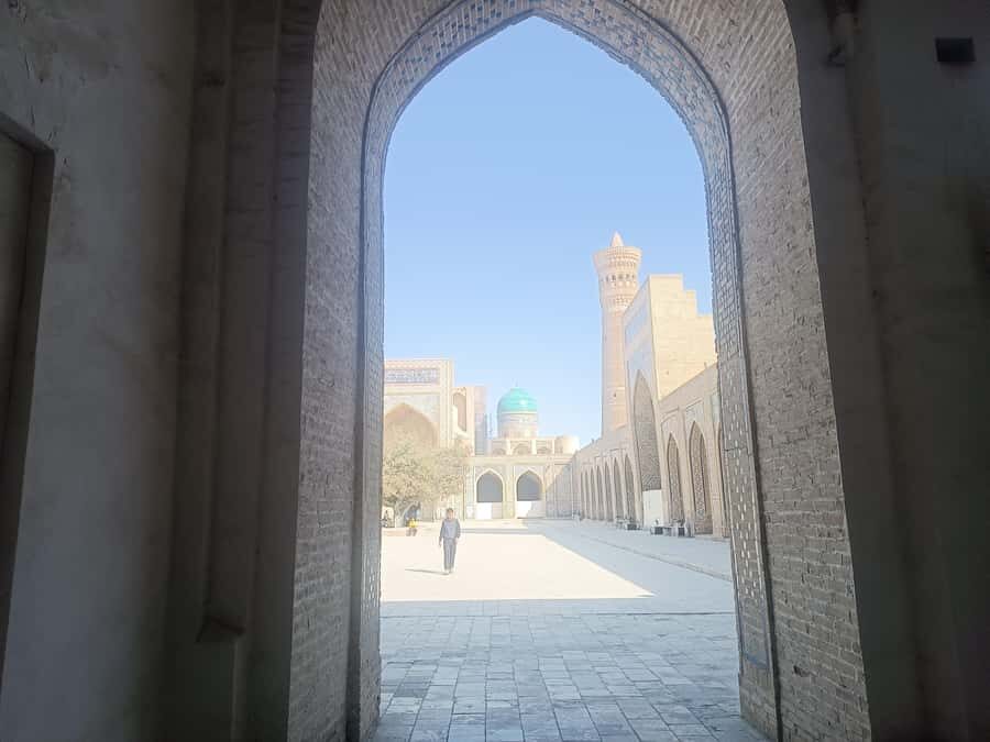 Uzbekistan: Guided Tour to Ancient Towns and Crafts - Why This Tour Is Worth It