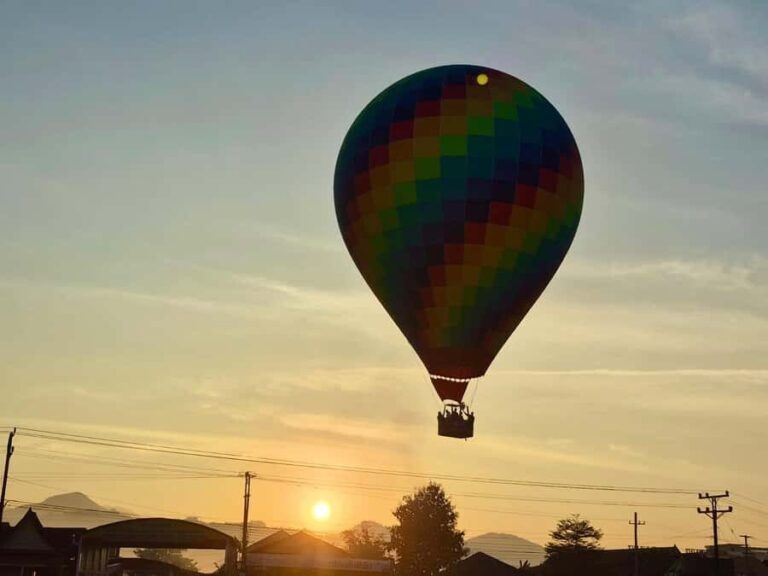 Vangvieng Climbing & Ballon Area - Analyzing the Value