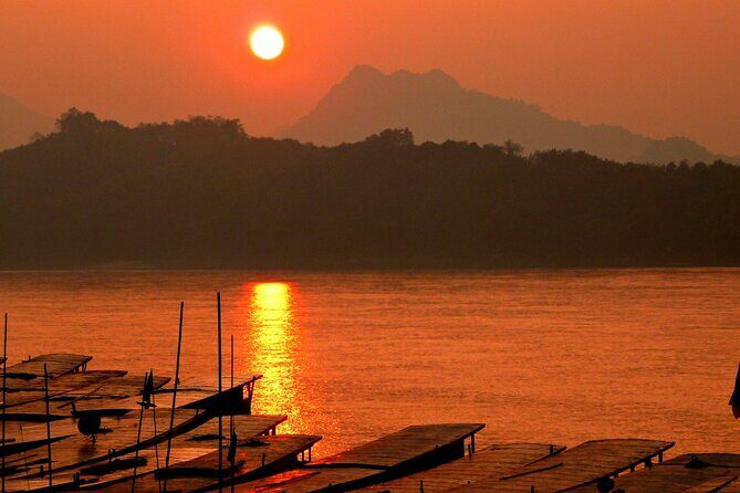 Vientiane City Tour And Sunset View At Mekong River - Why This Tour Offers Great Value