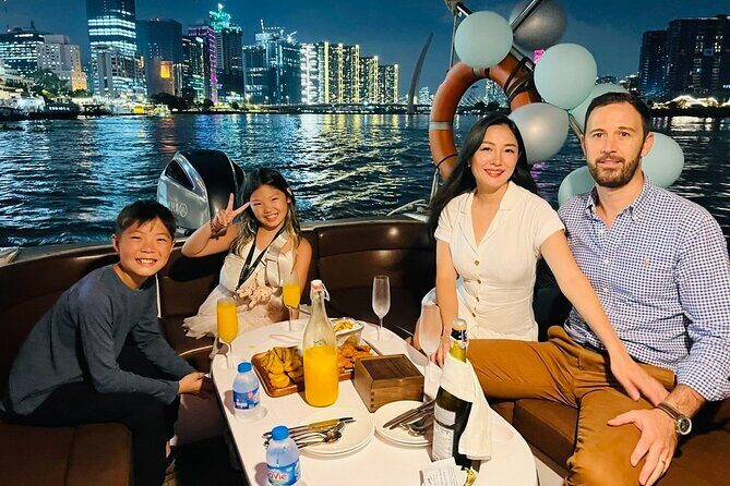 VIP Tour in Saigon By Night by SpeedBoat - What’s Included and How It Enhances the Experience