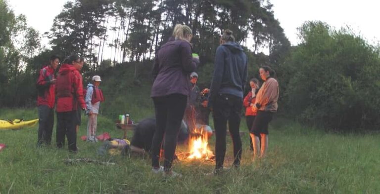 Waikato River: Glowworm Kayak Tour with Wine & Snacks - Who Would Love This Tour?