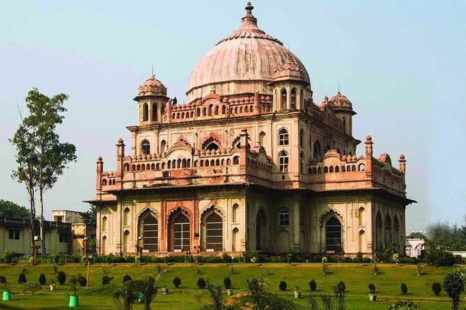 Wajid Ali Shah Walk through Kaiserbagh - The Itinerary in Detail