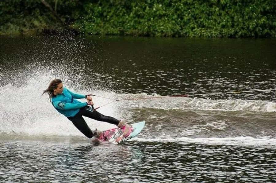 Wake Boarding in Mirissa - What to Expect During Your Wakeboarding Session
