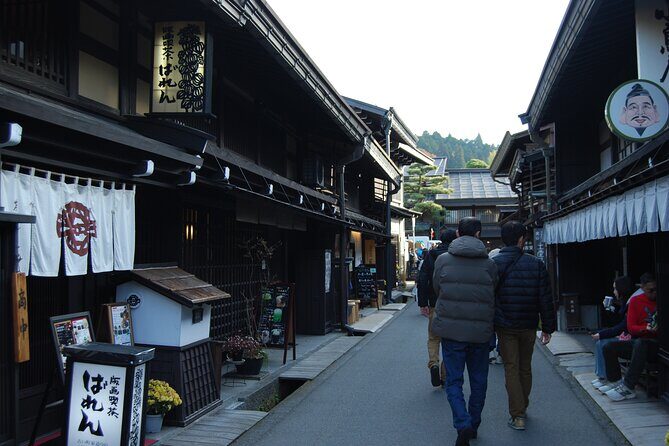 Walking Tour in Takayama Old Town and Historic Streets - Practical Details: What to Expect