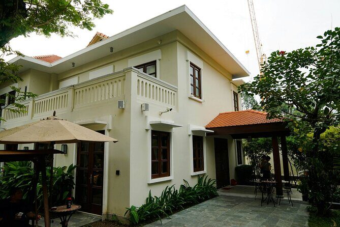 Wartime Saigon Historical Tour with Lunch and Guided Insights - Who Should Consider This Tour?