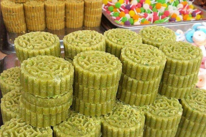 Water Town Shanghai Private Day Trip - Enjoy Local Life, Street Food, Boating - The Gardens and Cultural Stops