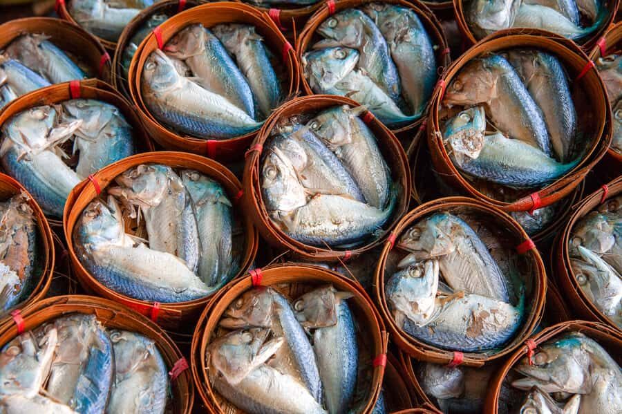 Weekend Amphawa Floating Market & Train Market Private Tour - Starting Point: Convenient Bangkok Pickup