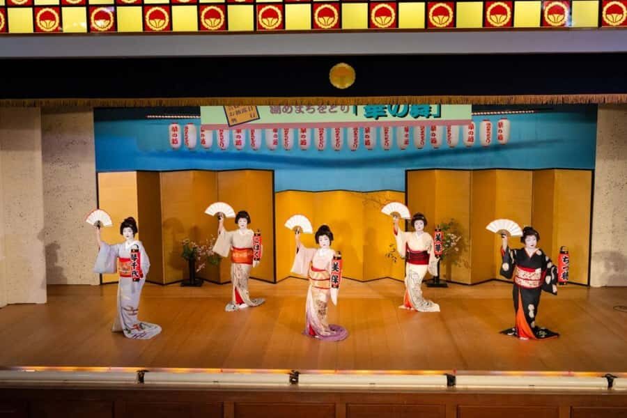 Weekend Geisha Dance Performance Hana-no-Mai in Atami - What to Expect from the Experience