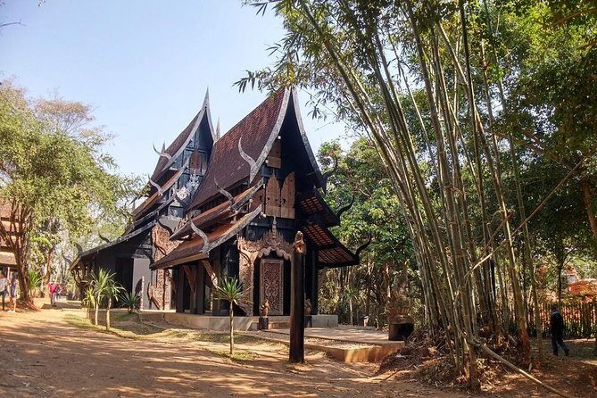 White Temple, Black House Museum and Hot Spring Tour from Chiang Mai (SHA Plus) - Relaxing at Mae Kajan Hot Spring