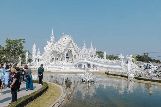 White Temple, Black House Museum and Hot Spring Tour from Chiang Mai - Authentic Experiences and Reviewer Insights