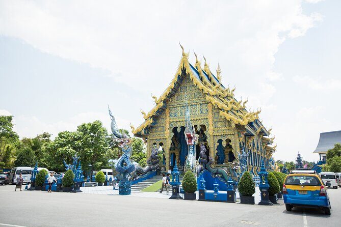 White Temple, Blue and Red Temple Tour from Chiang Rai - Starting Point and Transport