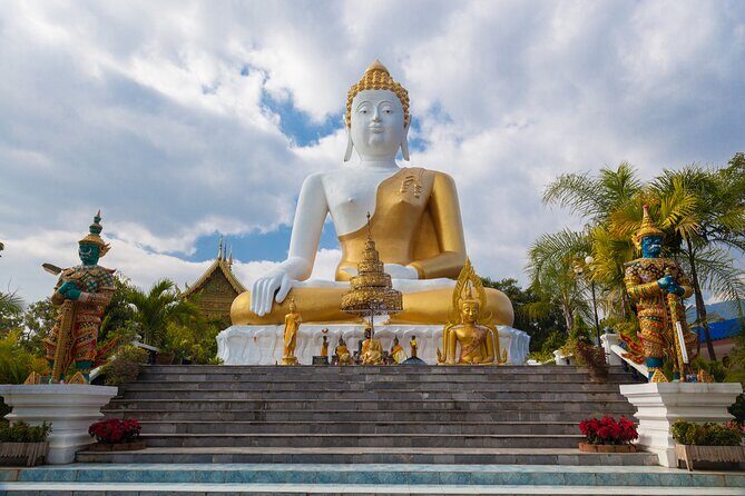 White Temple & Golden Triangle Day Trip from Chiang Mai - The Golden Triangle: Where Borders Meet