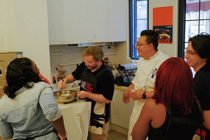 Wok 'n' Roll: Chinese Cooking Class with Local Master Chef - Why this tour stands out