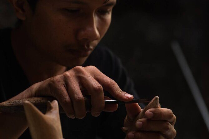 Wood Carving Class with Artisan Family in Mas Village - What the Tour Includes and How It Works