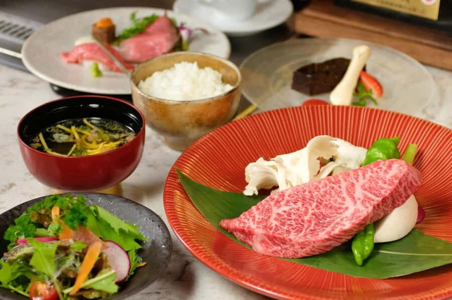 World-Class Kobe Beef Teppanyaki in Osaka Orientalhotel - The Location: Perfectly Positioned in Osaka’s Namba District