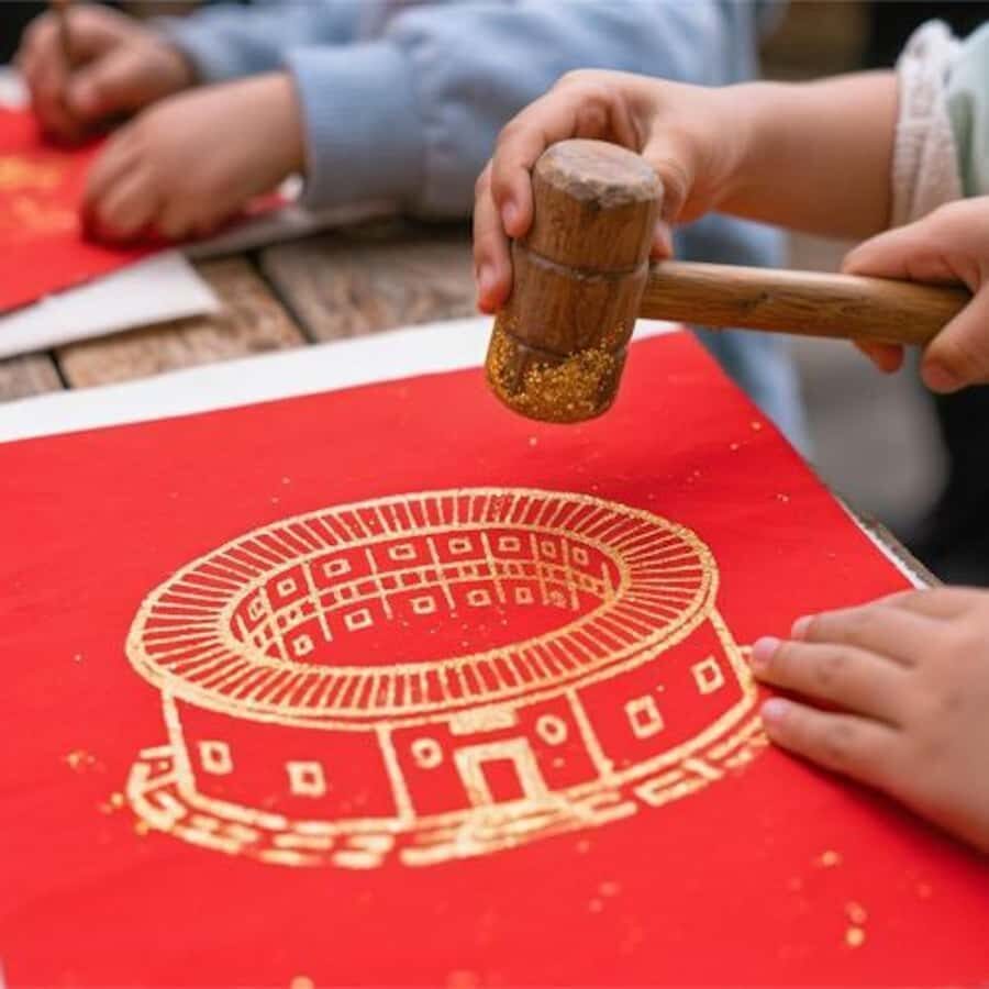 Xiamen: Yunshuiyao Ancient Town and Tulou Day Trip - Exploring Yunshuiyao Ancient Town: A Step Back in Time