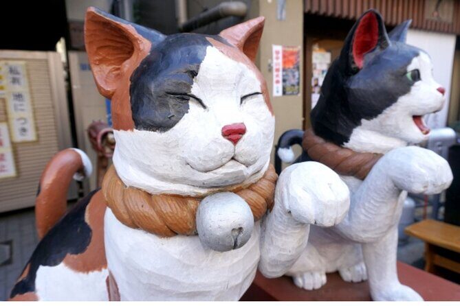 Yanaka & Ueno Tokyo's Old Town Charm - Temple, market,Retro Vibes - Authentic Experiences and Insights