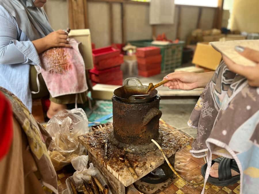 Yogyakarta: Batik on Wood Workshop - Unpacking the Experience: What to Expect