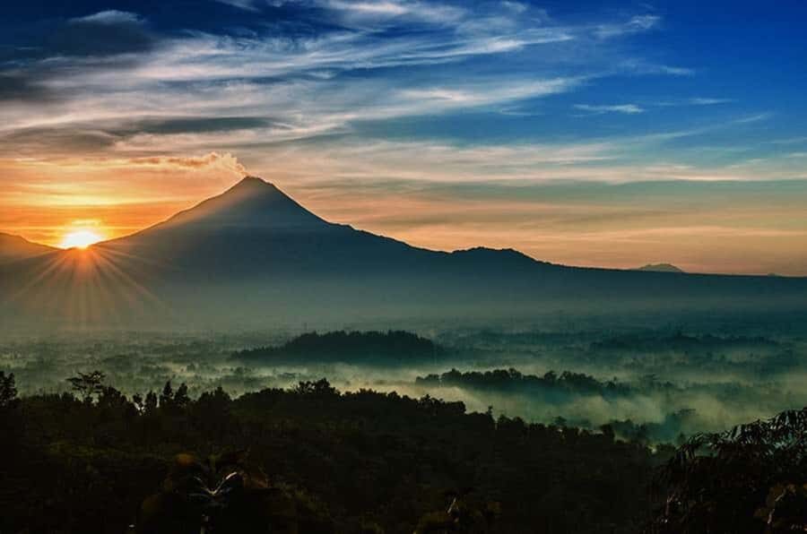 Yogyakarta: Best Borobudur Sunrise and Prambanan temple tour - Why This Tour Offers Great Value