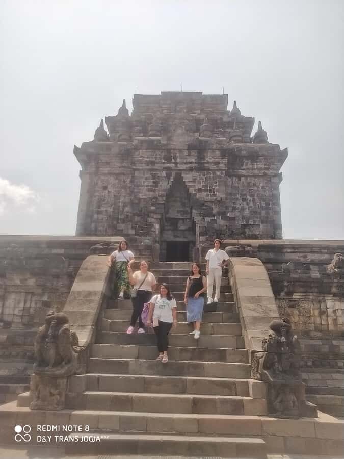 Yogyakarta: Borobudur Climbing Guarantee and Prambanan Tour - What We Loved About This Tour