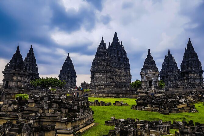 Yogyakarta Borobudur sunrise Guarantee Climb up and Prambanan - Practical Tips for Making the Most of the Tour