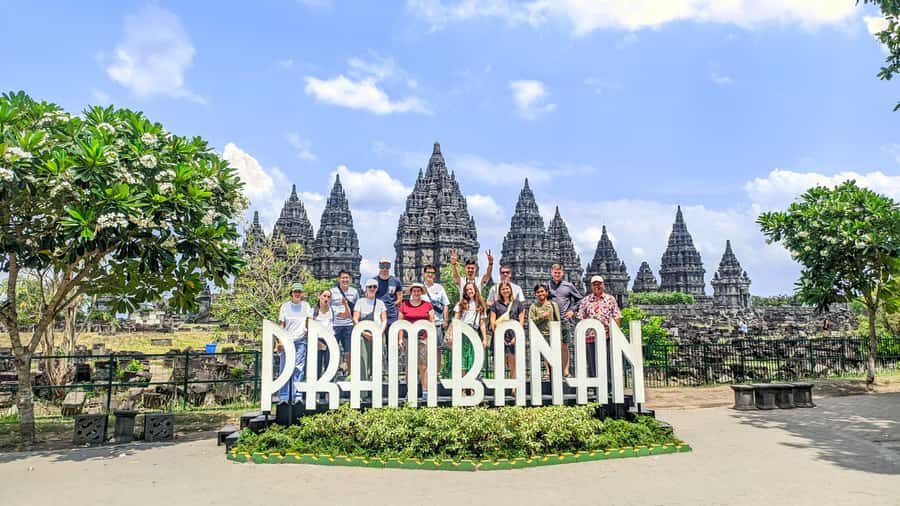 Yogyakarta: Borobudur Sunrise & Prambanan Guarantee Climb up - Who Will Love This Tour?