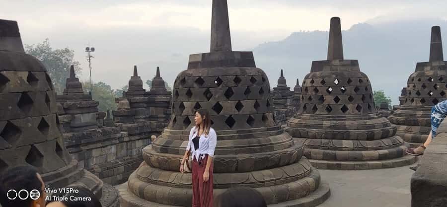 Yogyakarta: Borobudur Temple & Setumbu Hill Sunrise Tour - A Deep Dive Into the Experience