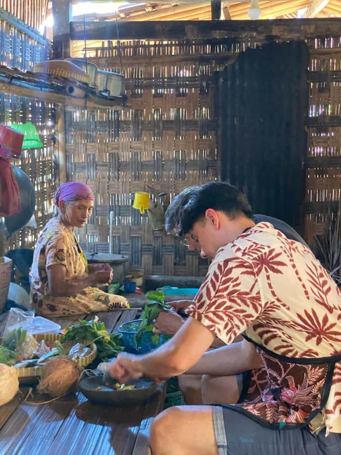 Yogyakarta: Borobudur Village Cycling Tour+Eco Cooking Class - The Eco Cooking Class: A Taste of Javanese Flavors