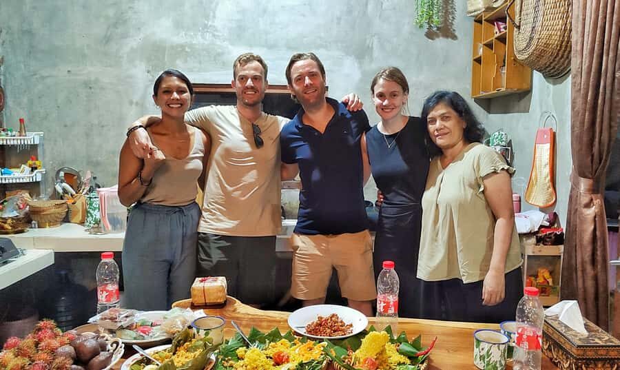 Yogyakarta: Cooking Class with Market Visit and Hotel Pickup - Who Should Consider This Tour?