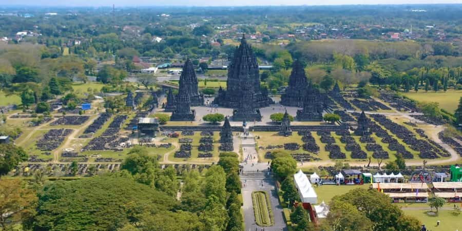 Yogyakarta: Prambanan, Borobudur & Selogriyo Sunset Tour - Why This Tour Offers Great Value