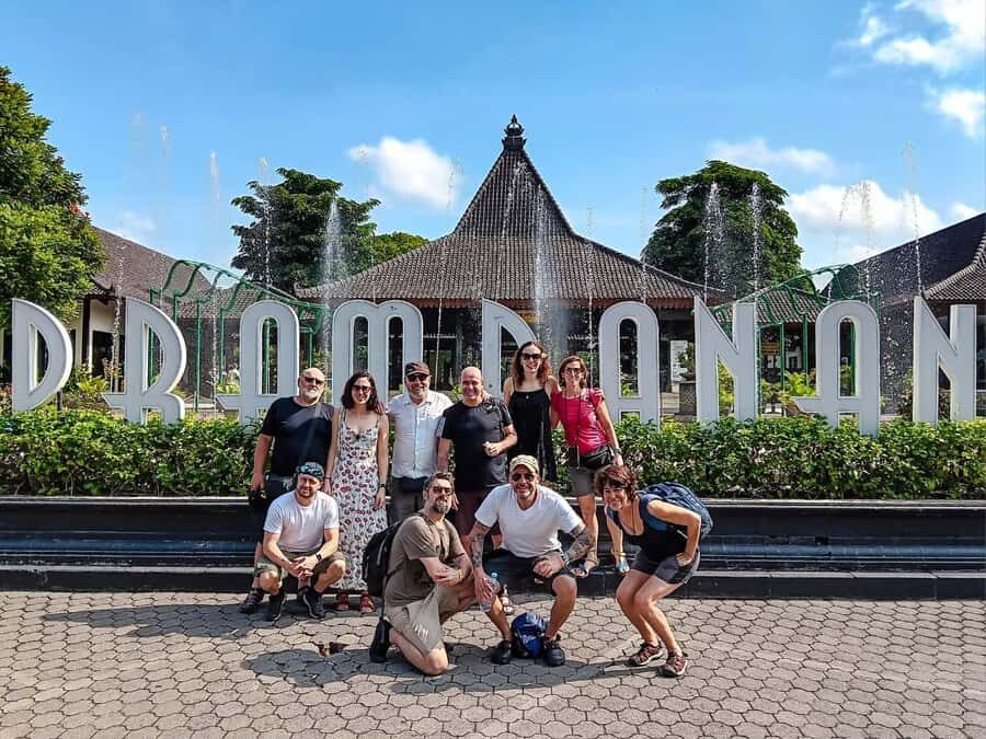 Yogyakarta: Royal Palace, Taman Sari, Batik & Prambanan - Authentic Experiences You Can Expect