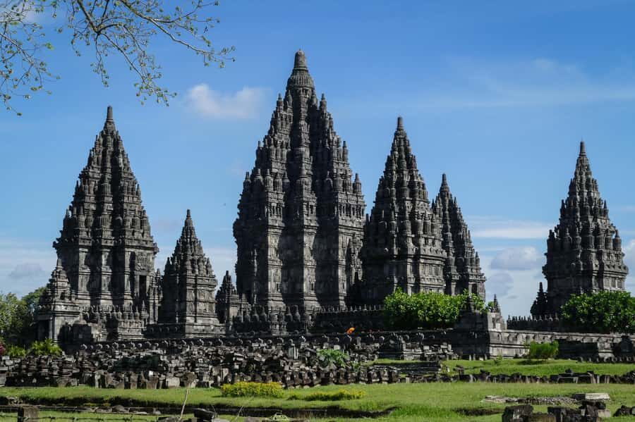Yogyakarta: Sunrise From Borobudur, Volcano Jeep & Prambanan - Practical Details