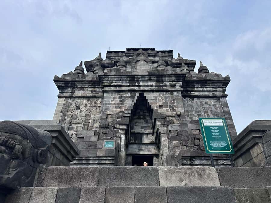 Yogyakarta Sunrise Tour From Punthuk Setumbu Plus Borobudur - The Practical Side of the Tour