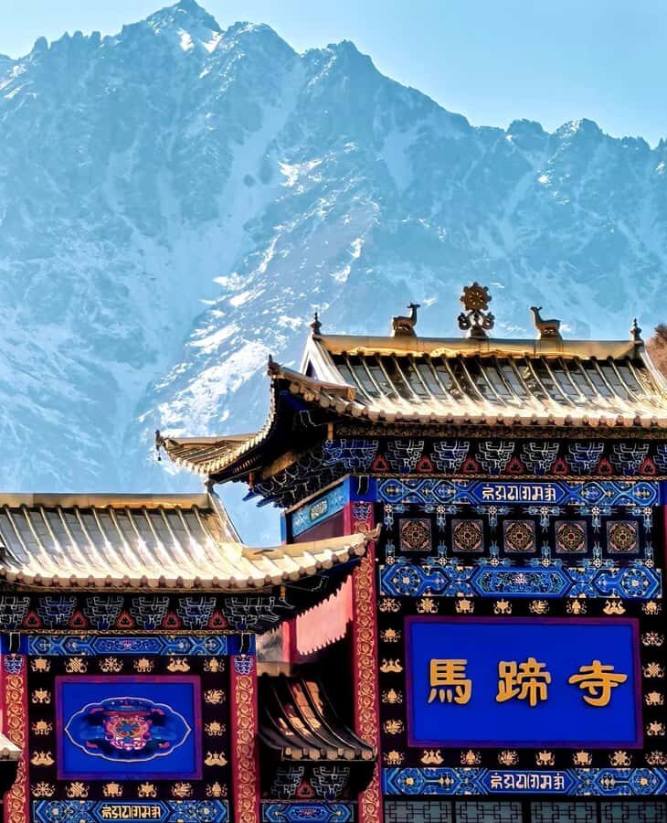 Zhangye Highlight: Grand Canyon, Mati Temple & Grottoes Tour - Who Should Consider This Tour?