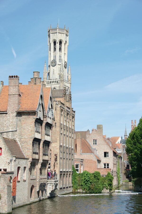 bruges-canal-belfry-tower-medieval
