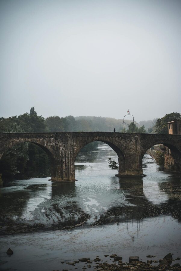 Pont Vieux bridge crossing to Carcassonne