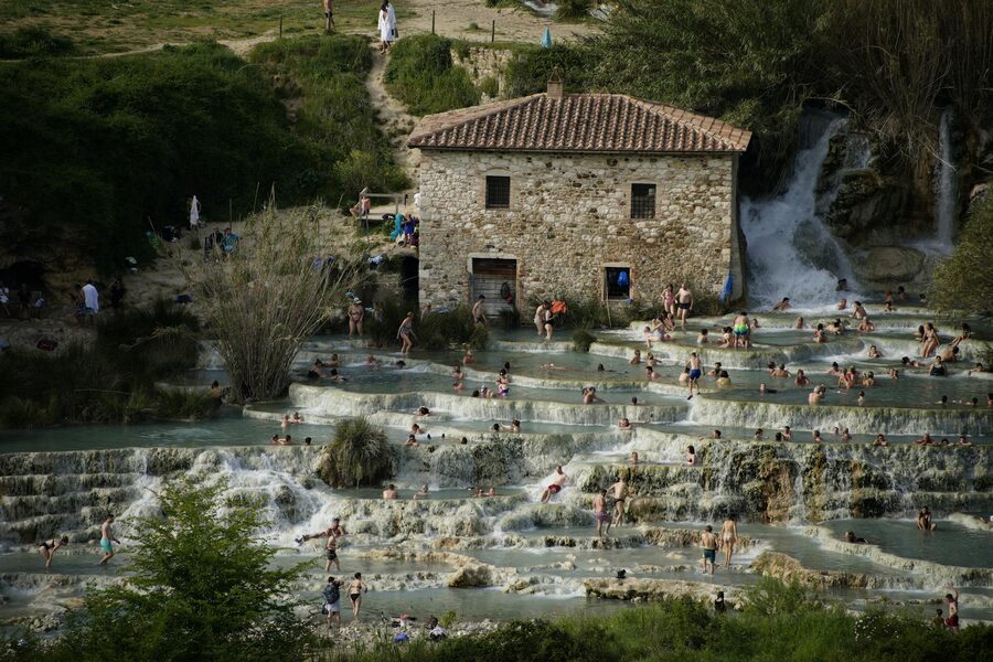 Cascate del Mulino natural hot springs in Tuscany