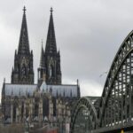 cologne-cathedral-hohenzollern-bridge