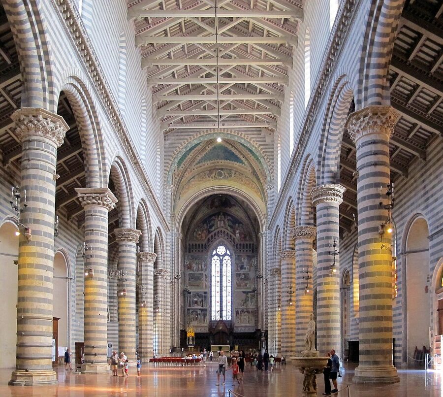 Duomo di Orvieto interior cathedral Italy