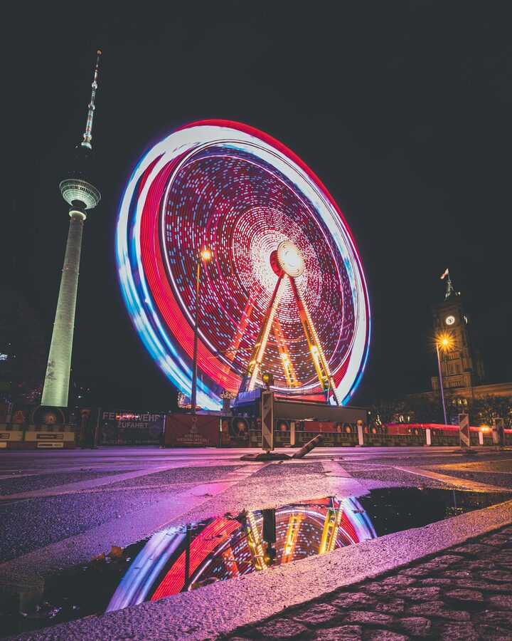 Ferris wheel at night in Berlin in long exposure