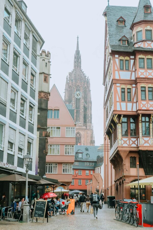 Frankfurt Main River bridges